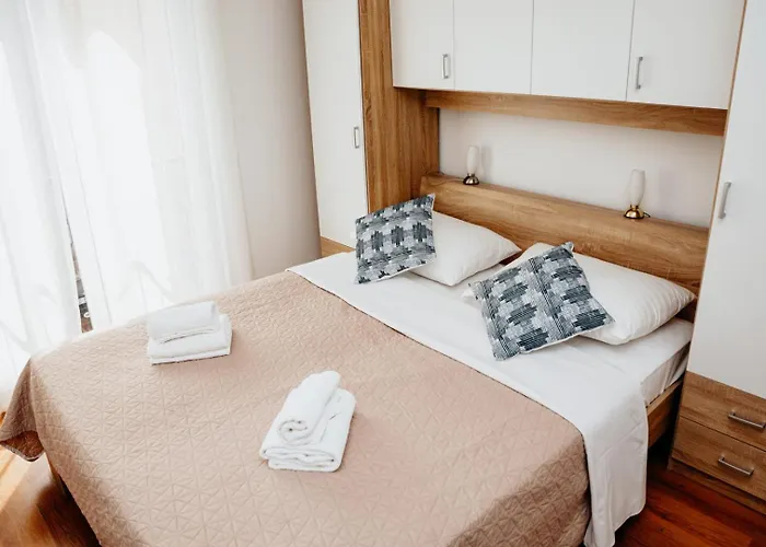 Double S ​​centre * Задар